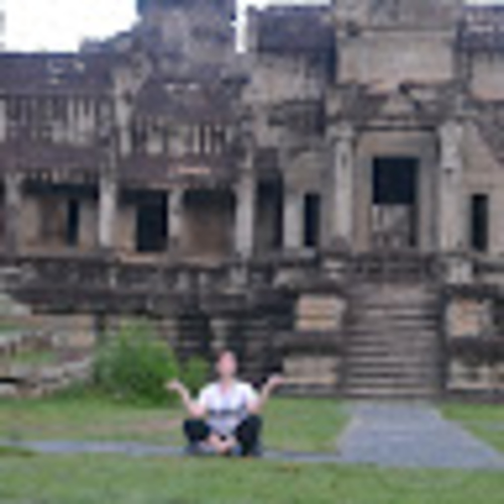 Meet your Posher, Elisa